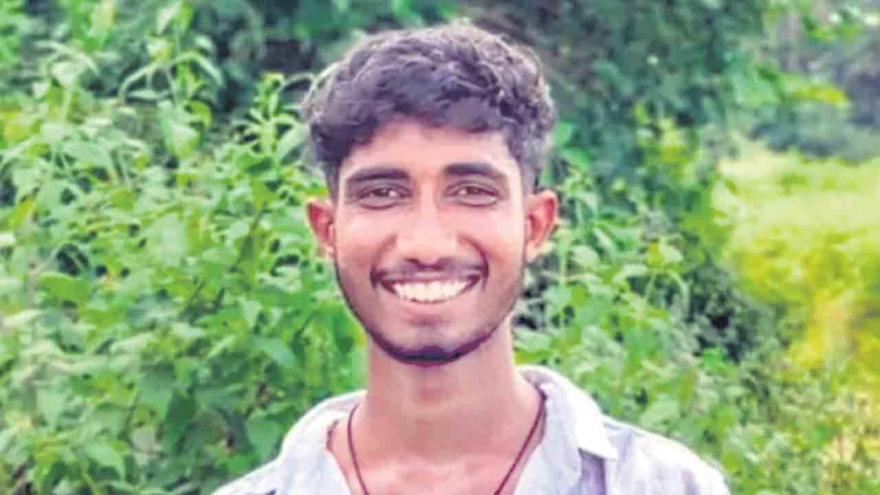 మంచినీళ్ల కోసం వెళ్తూ..