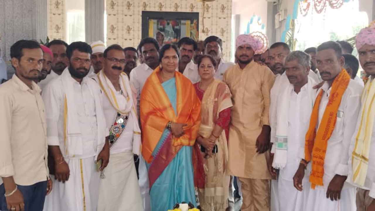 KCR | గిరిజన తండాలను పంచాయతీలుగా చేసిన ఘనత కేసీఆర్‌దే : పద్మా దేవేందర్‌రెడ్డి