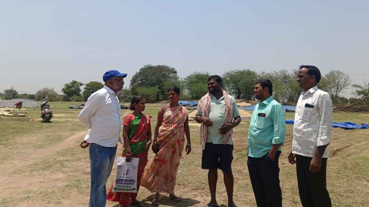 Hailstorm | వడగండ్ల వానతో నష్టపోయిన రైతులను ప్రభుత్వం ఆదుకోవాలి
