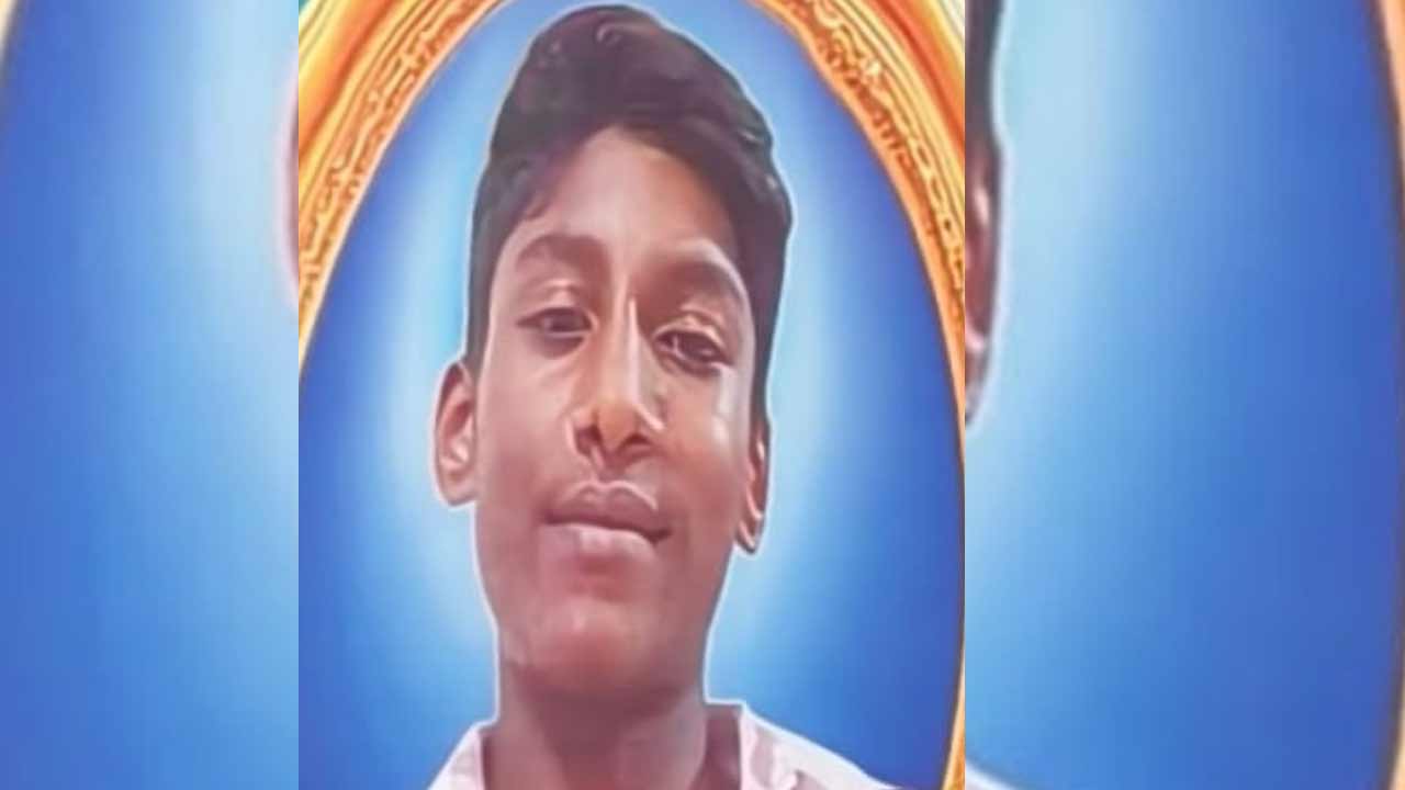 ఫోన్‌ ఎక్కువగా చూడొద్దని మందలింపు.. ఉరేసుకుని విద్యార్థి ఆత్మహత్య