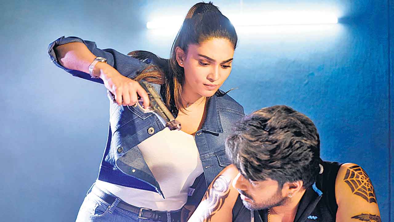 చిన్ని చిన్ని తప్పులేవో..