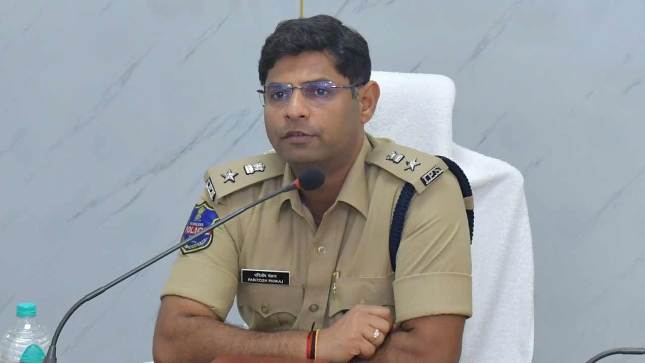 అత్యాచారం, పోక్సో కేసుల దర్యాప్తు వేగవంతం చేయండి : ఎస్సీ పరితోశ్‌ పంకజ్‌