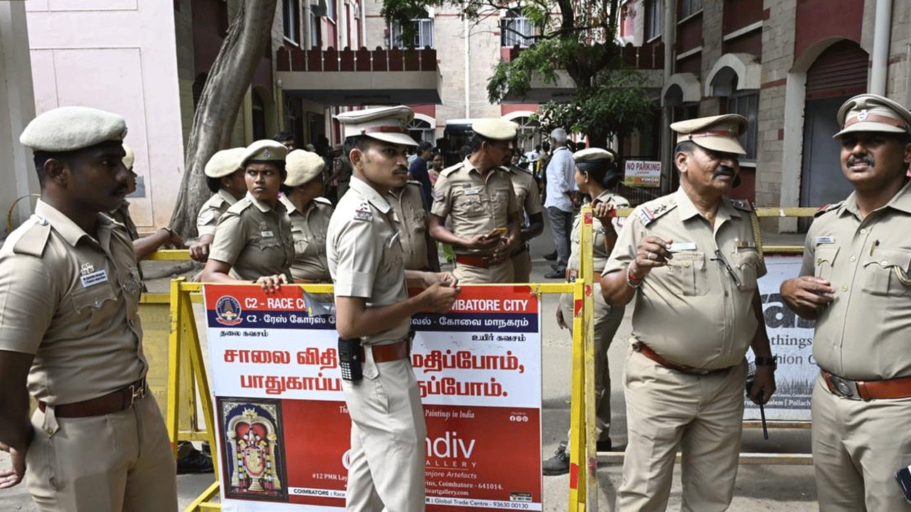 Pollachi Assault Case: పొల్లాచి లైంగిక దాడి కేసు.. 9 మందిని దోషులుగా తేల్చిన కోర్టు
