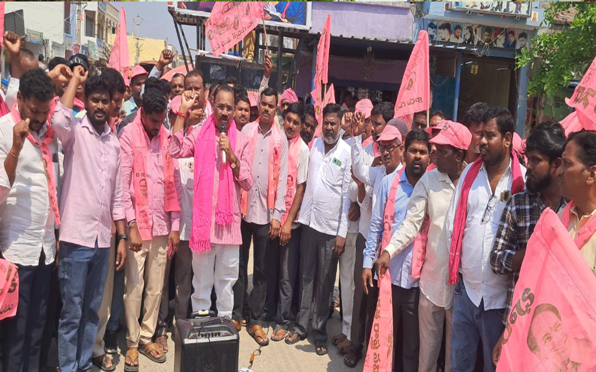 Munugode : అధికారంలోకి వ‌చ్చాక త‌ప్ప‌క బ‌దులిస్తాం : మాజీ ఎమ్మెల్యే కూసుకుంట్ల ప్రభాకర్‌రెడ్డి