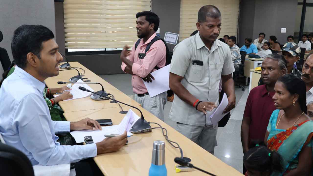 Collector Manu Chowdhury | ప్రజావాణి సమస్యలను సత్వరం పరిష్కారించాలి