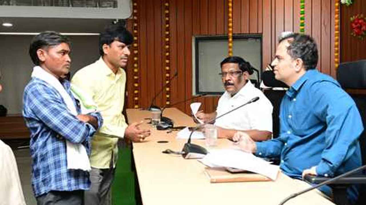 ప్రజావాణి దరఖాస్తులు త్వరగా పరిష్కరించండి : కలెక్టర్ రాహుల్ శర్మ