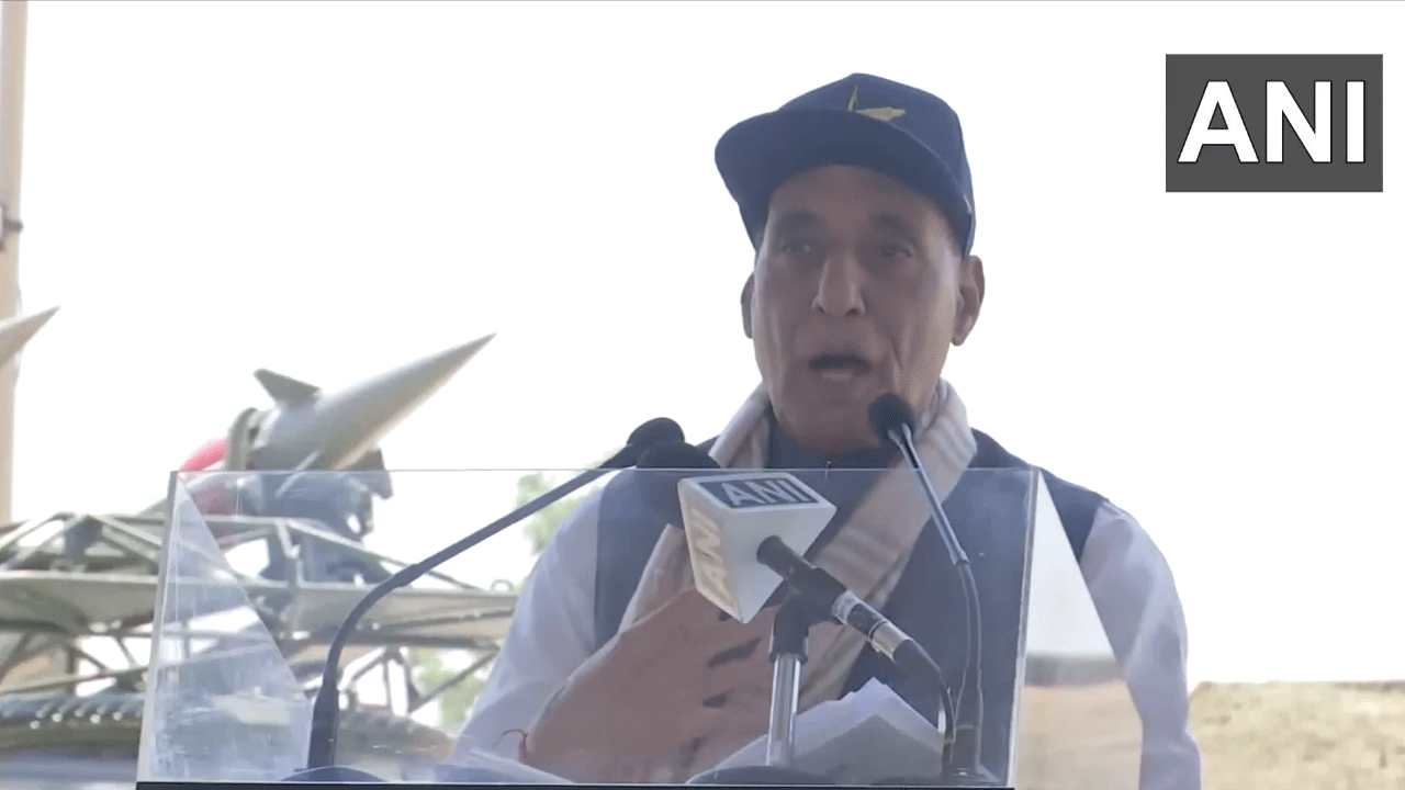 Rajnath Singh: ఐఎంఎఫ్ నిధుల‌ను ఉగ్ర‌వాదుల కోసం పాకిస్థాన్ వాడుతుంది: ర‌క్ష‌ణ మంత్రి రాజ్‌నాథ్‌