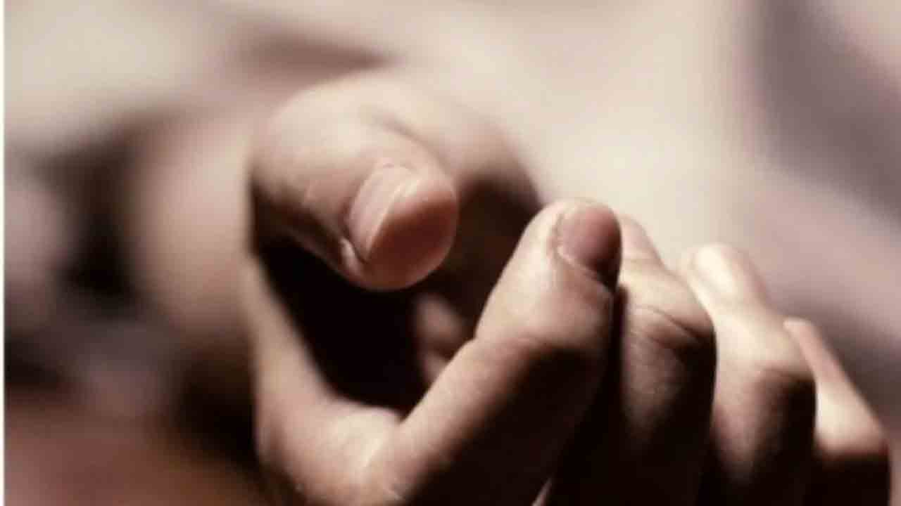 Deaths | సెప్టిక్‌ ట్యాంకులో బంగారం తీయడానికి వెళ్లి నలుగురు కూలీలు దుర్మరణం