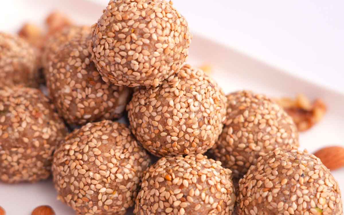 Sesame Seeds Laddu | రోజుకో నువ్వుల ల‌డ్డూను తింటే ఇన్ని ప్ర‌యోజ‌నాలు ఉన్నాయా..?