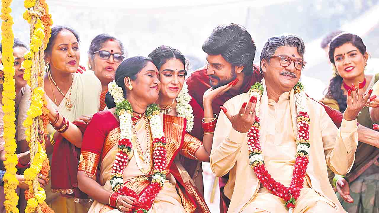 అరవైలో ఇరవైలా.. విరిసిన వరమాల..