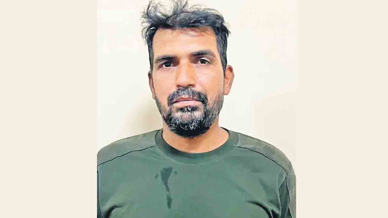 బీఎస్‌ఎఫ్‌ జవాన్‌ను అప్పగించిన పాక్‌