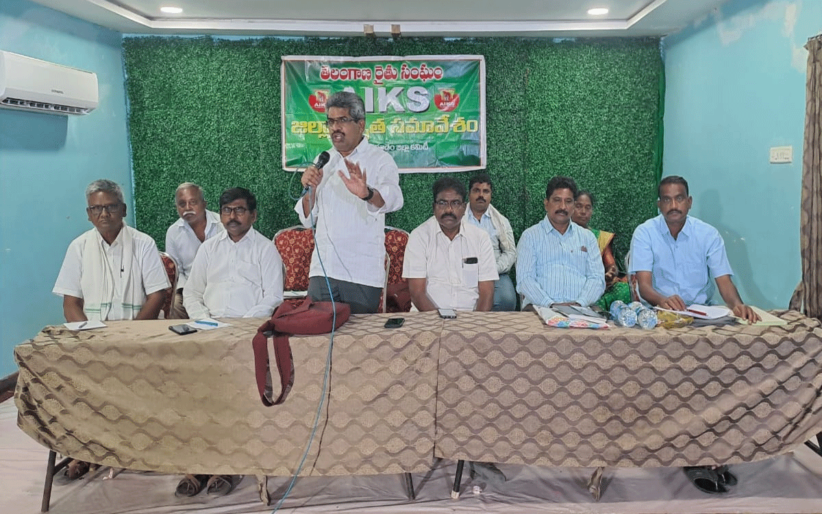Palvancha : సీతారామ ప్రాజెక్టుకి డిస్ట్రిబ్యూటర్ కెనాల్స్ ఏర్పాటు చేయాలి : పోతినేని సుదర్శన్