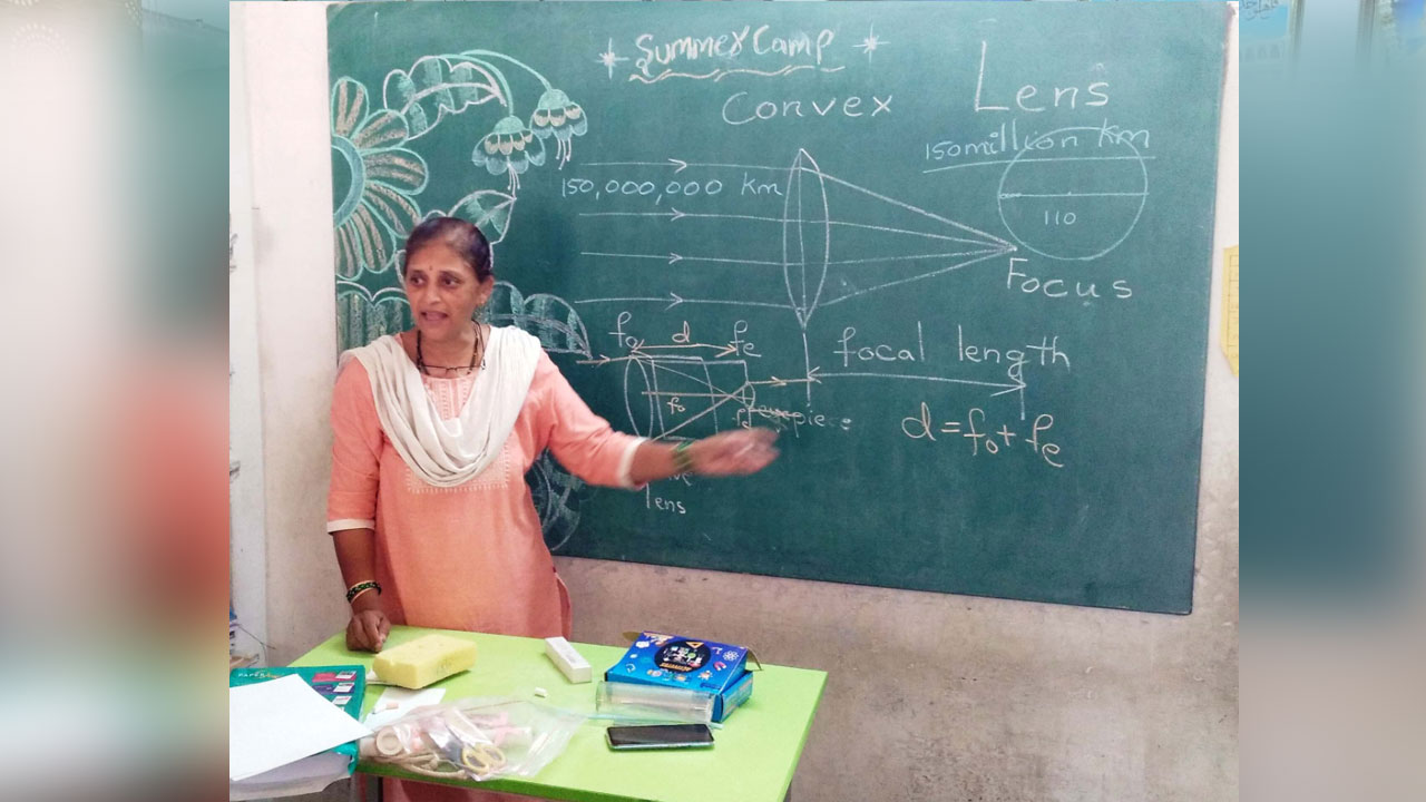 వాతవరణం మార్పులపై నిరంతరం అధ్యయనం అవసరం : ప్రొఫెసర్‌ డాక్టర్‌ రుక్మిణీ