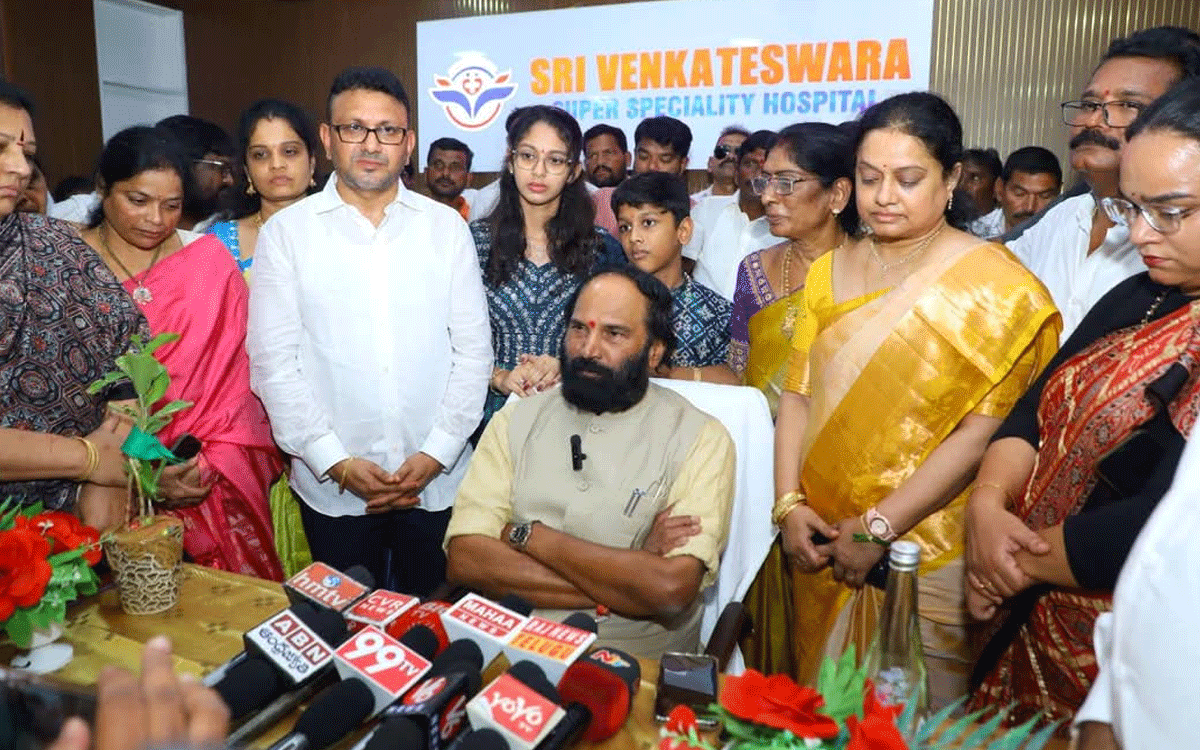 Kodada : త్రివిధ దళాల సాహసాలకు దేశం గర్విస్తుంది : మంత్రి ఉత్తమ్‌ కుమార్‌రెడ్డి