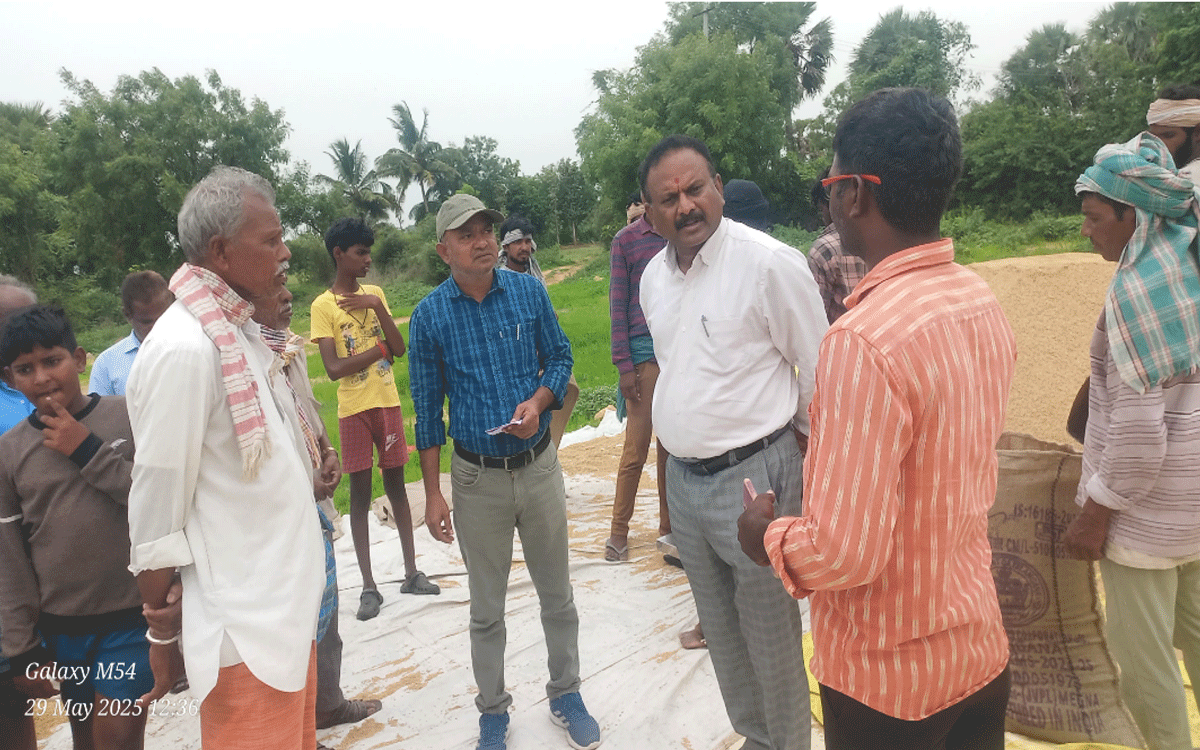 Bhoodan Pochampally : ధాన్యం కొనుగోళ్ల‌ను వేగవంతం చేయాలి : అడిషనల్ కలెక్టర్ వీరారెడ్డి