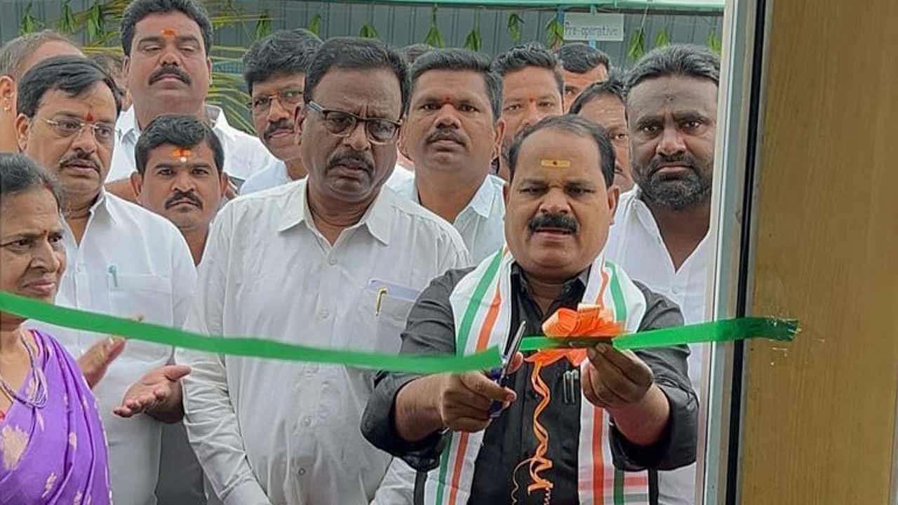 shad nagar | వీధి కుక్కల బెడద.. సంతాన నియంత్రణ కేంద్రాన్ని ప్రారంభించిన కాంగ్రెస్‌ ఎమ్మెల్యే