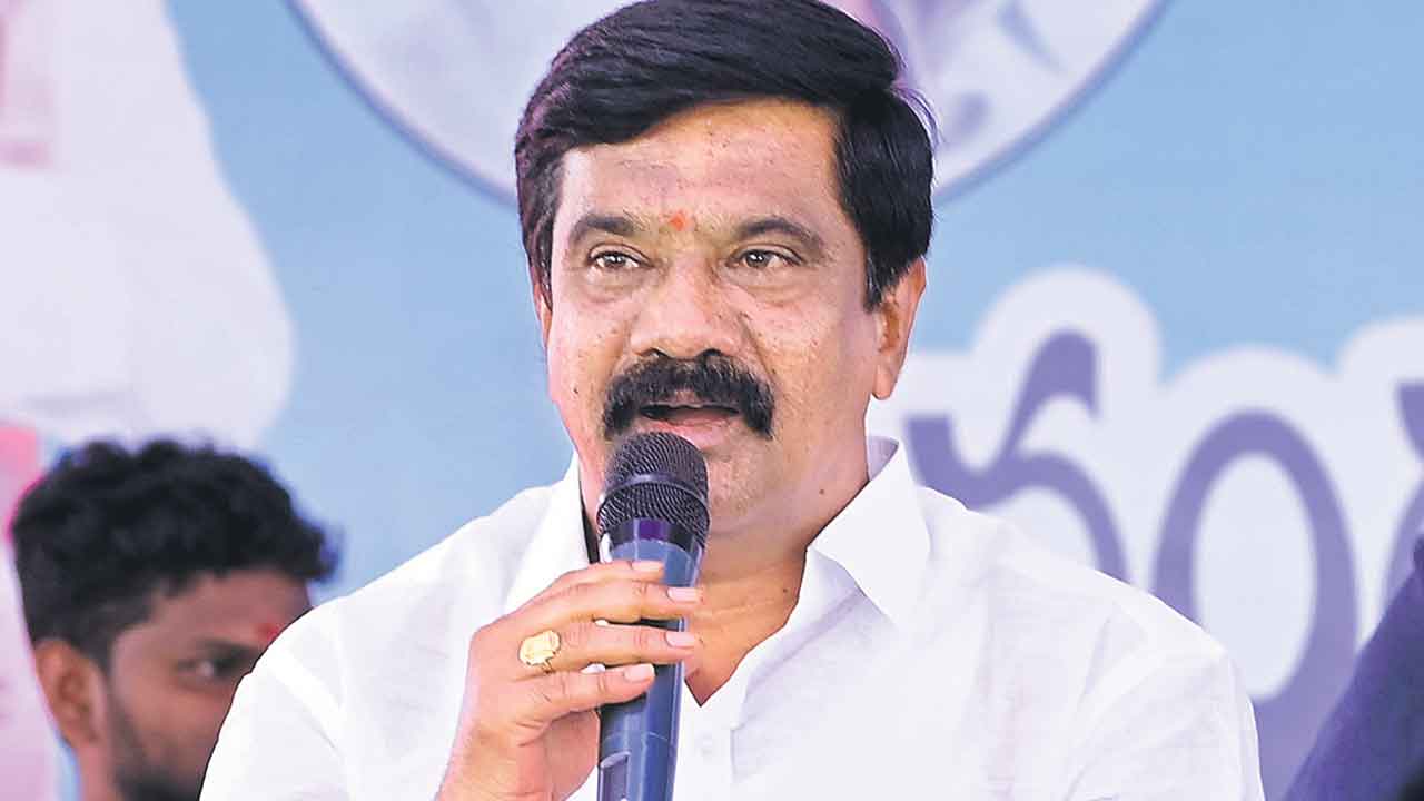 కాంగ్రెస్‌ పార్టీకి తెలంగాణ ఏటీఎంగా మారింది