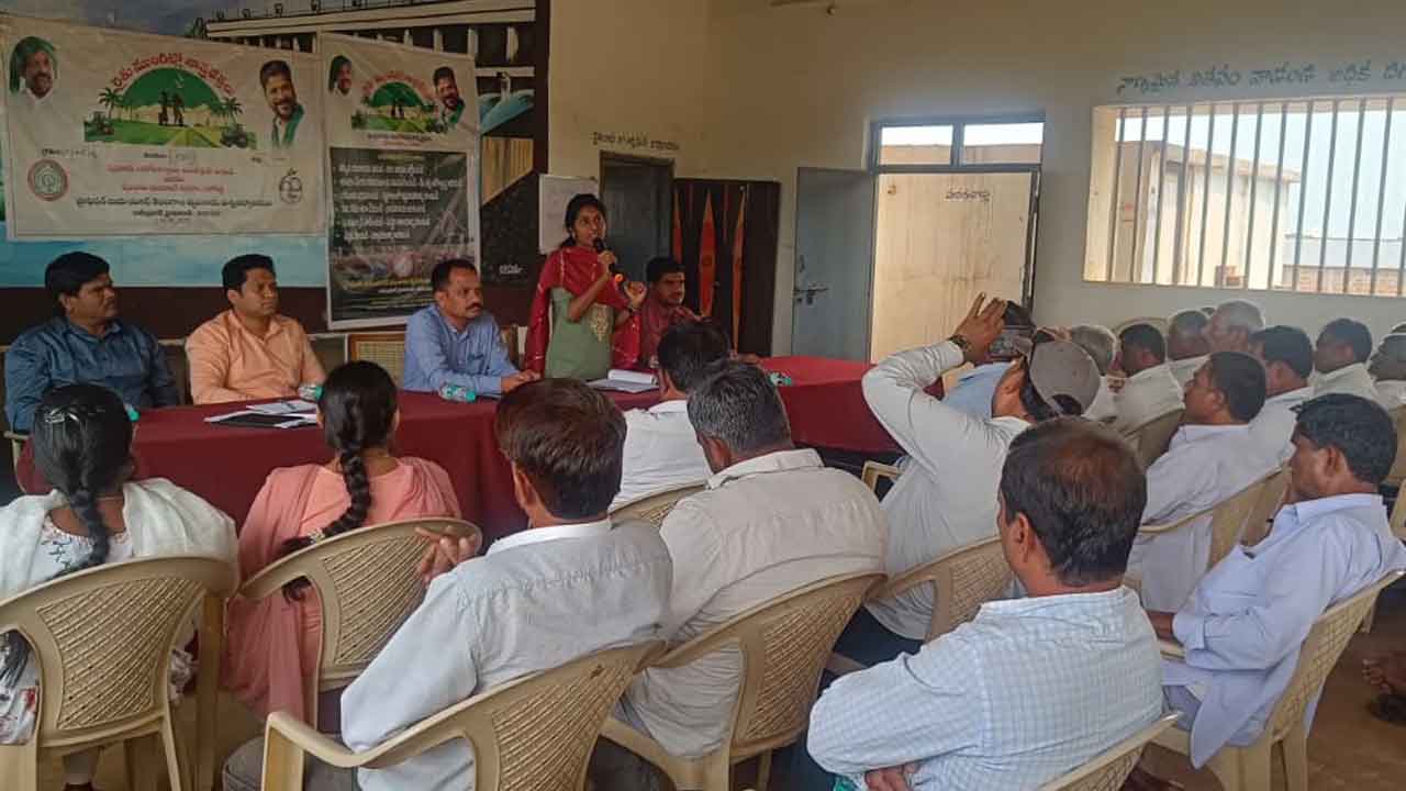 Dr. Vijayalakshmi | అధిక దిగుబడులు సాధించి రైతులు అభివృద్ధి చెందాలి : డాక్టర్‌ విజయలక్ష్మి