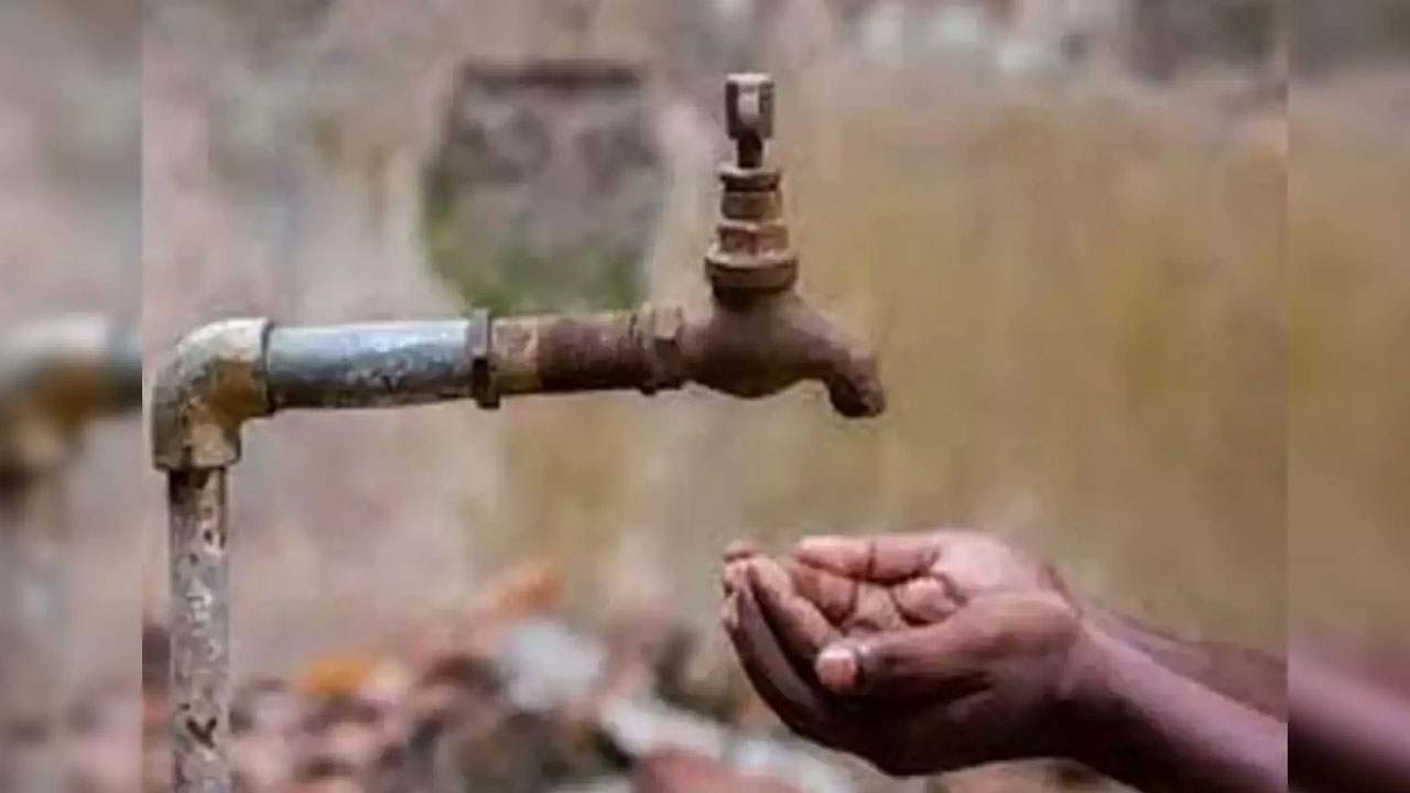 Drinking Water | అడుగంటిన భూగర్భజలాలు.. ముంచుకొస్తున్న నీటి ఎద్దడి