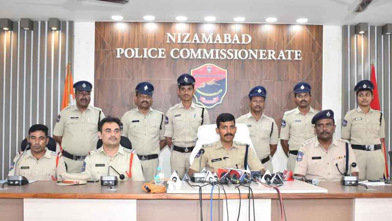 Nizamabad | ఫార్మా కంపెనీ ముసుగులో మత్తు పదార్థాల తయారీ.. అరెస్ట్ చేసిన పోలీసులు