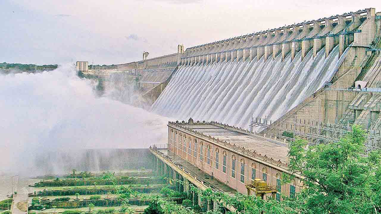 రివర్స్‌ పంపింగ్‌తో ఇరువురికీ లాభం.. భూసేకరణ అవసరమే లేదు