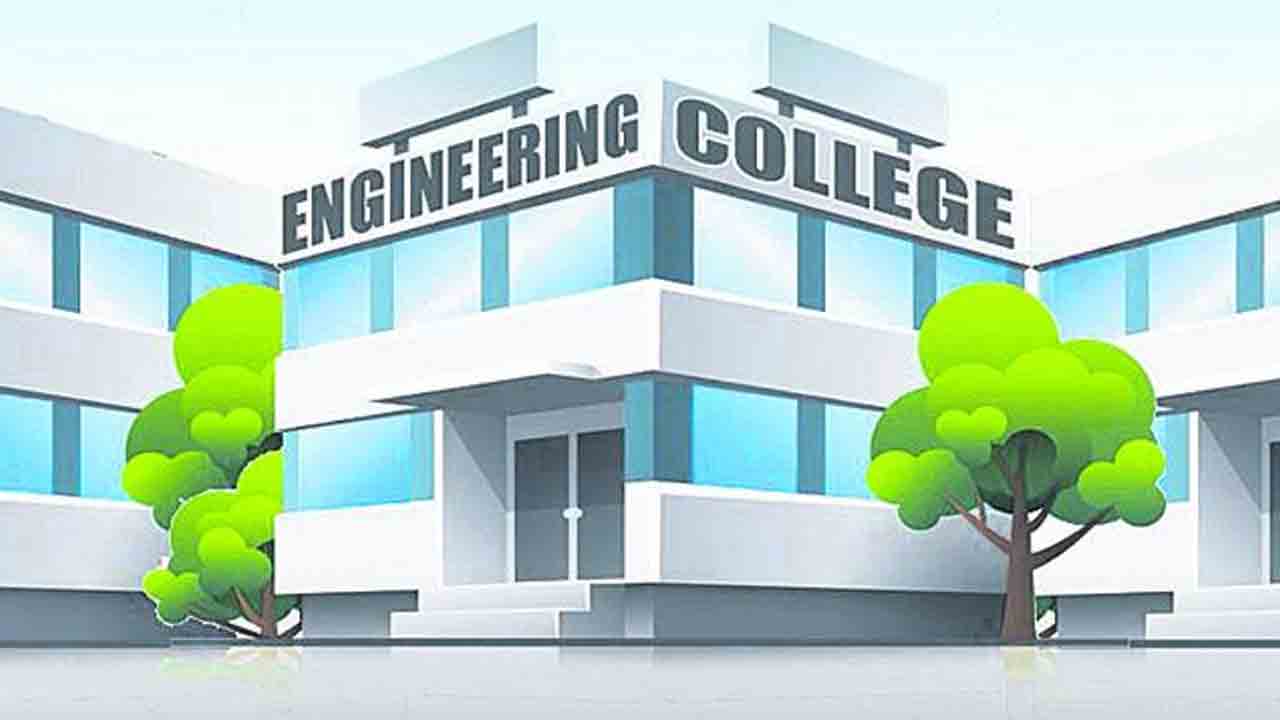 ఇంజినీరింగ్‌ కాలేజీల్లో మళ్లీ తనిఖీలు… మండిపడుతున్న కాలేజీల యాజమాన్యాలు