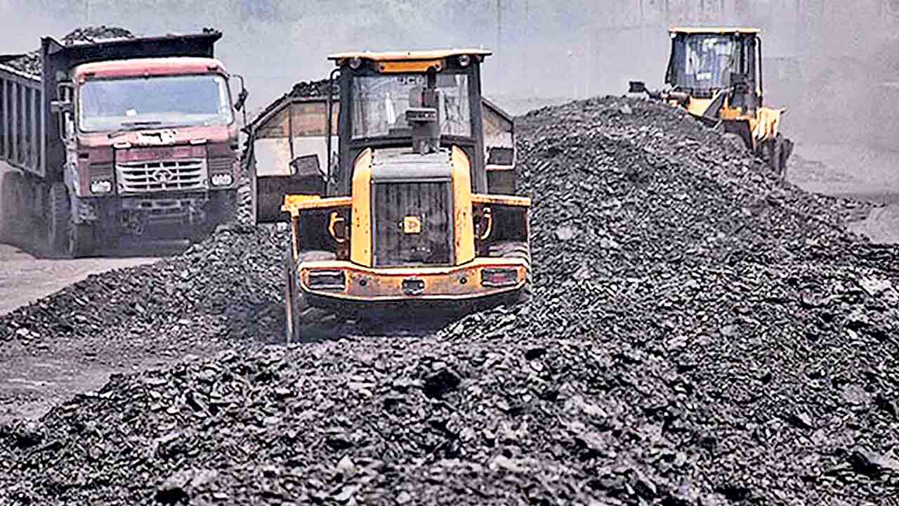 జీ-15 గ్రేడ్‌ మాకొద్దు.. సింగరేణి బొగ్గును తిరస్కరిస్తున్న థర్మల్‌ ప్లాంట్లు