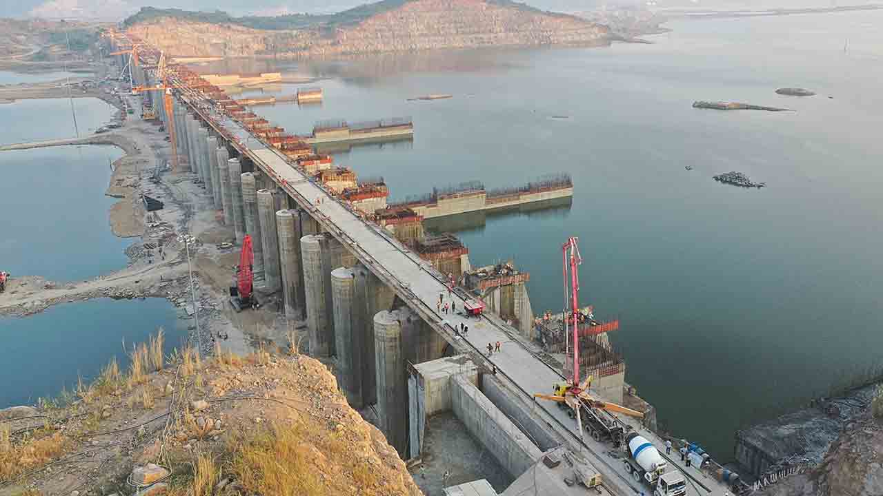 పోలవరంపై సమీక్ష మళ్లీ వాయిదా