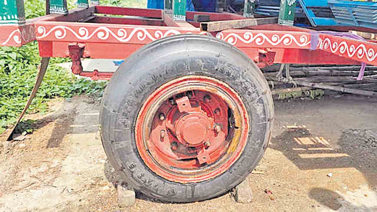జగన్నాథుడి రథానికి సుఖోయ్‌ టైర్లు