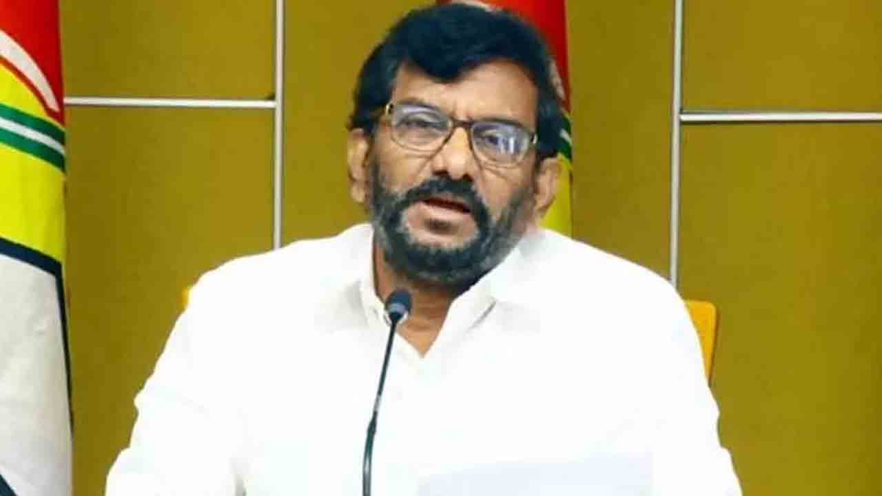 తెలంగాణలో వచ్చేది ఎన్డీయే సర్కారే.. ఏపీ టీడీపీ నేత కీలక వ్యాఖ్యలు