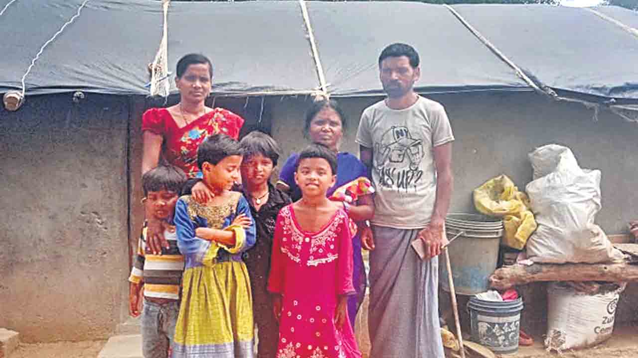 అర్హులకు మొండిచెయ్యి..!