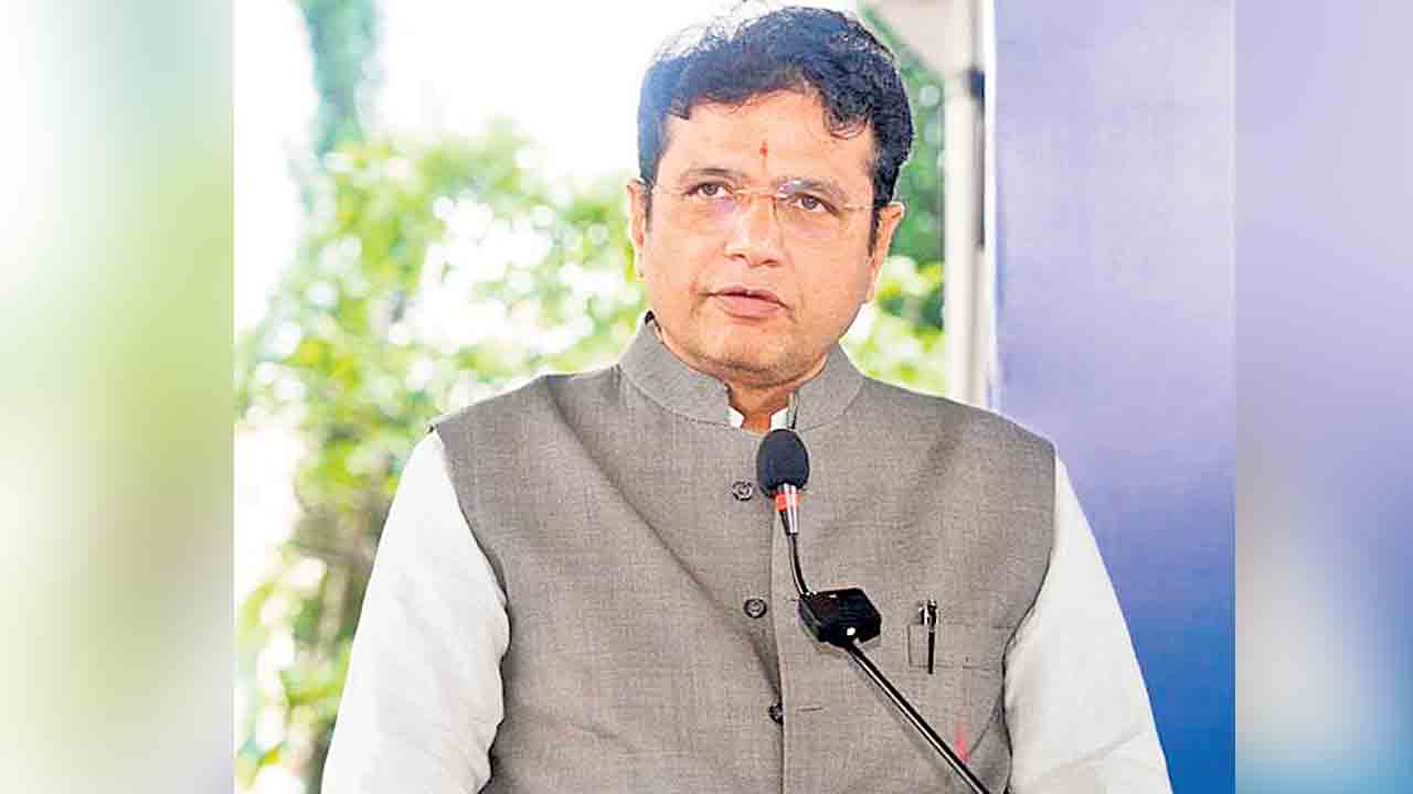 రాష్ట్రంలోకి 2 వేల కోట్ల పెట్టుబడులు