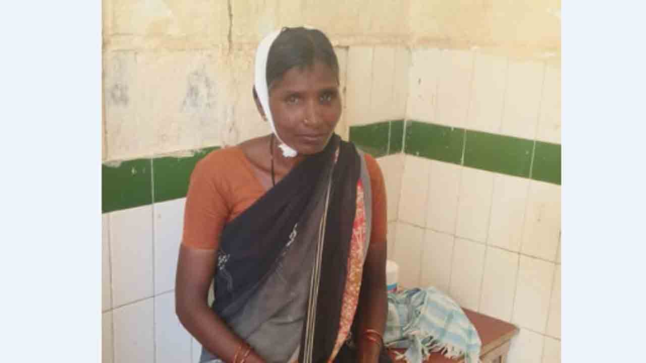 రైతులపై తప్పుడు కేసులు