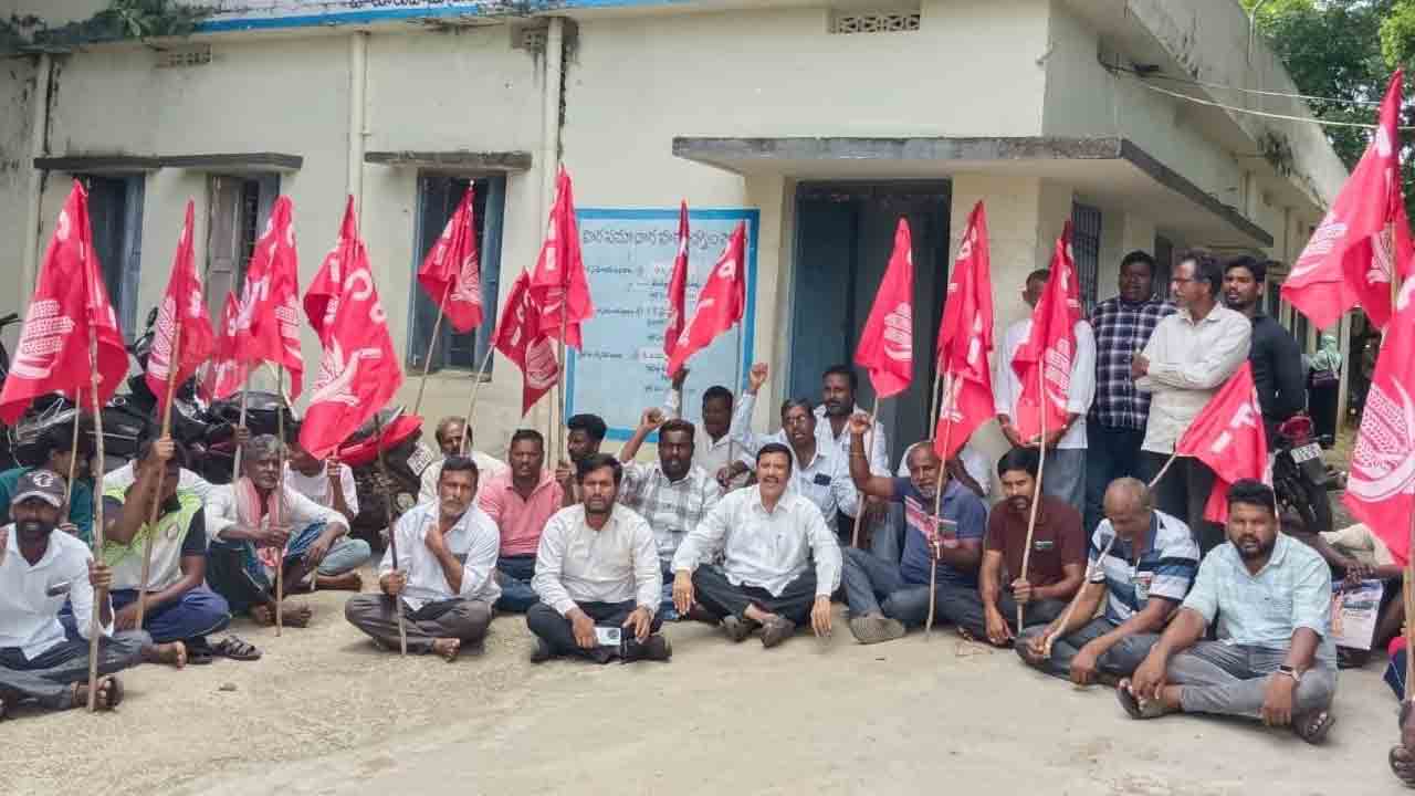 అర్హులకే ఇందిరమ్మ ఇండ్లు ఇవ్వాలి