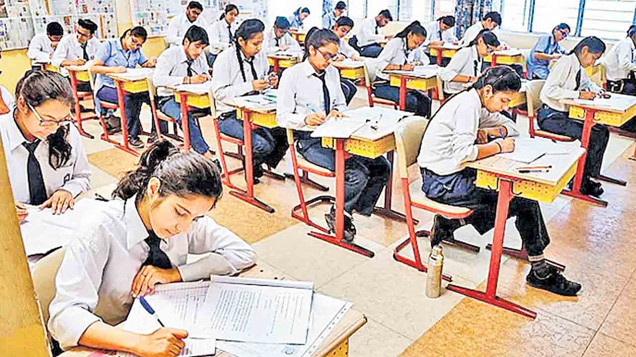 ఏడాదికి రెండుసార్లు టెన్త్‌ బోర్డు పరీక్షలు