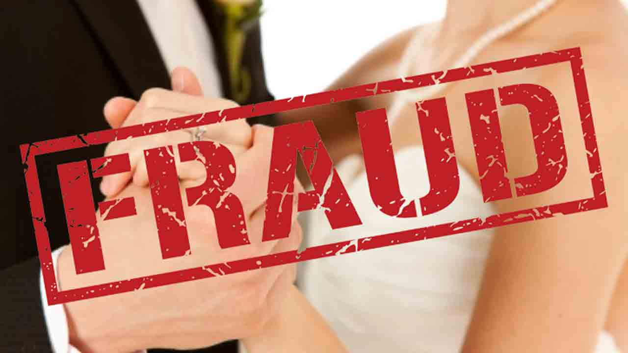 ప్రేమ..పెండ్లి పేరుతో వసూలు