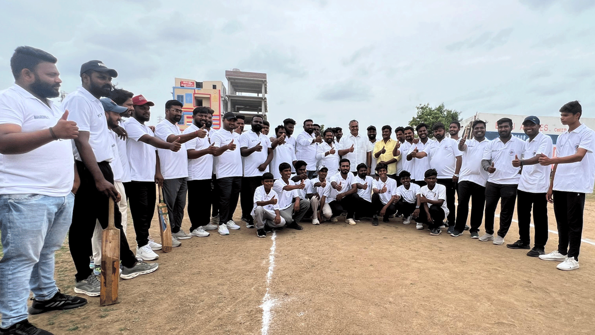cricket tournament | యువత క్రీడల్లో రాణించాలి.. క్రికెట్ టోర్నమెంట్ ను ప్రారంభించిన చల్మెడ