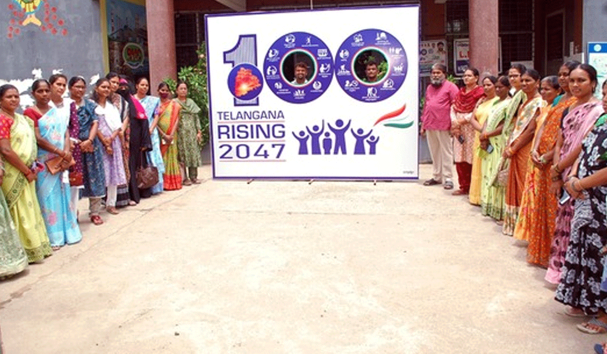 Godavarikhani | రామగుండం బల్దియాలో ‘ఇంకుడు గుంతలు శుభ్రం చేసి… మురుగు కాలువల పూడికతీత’