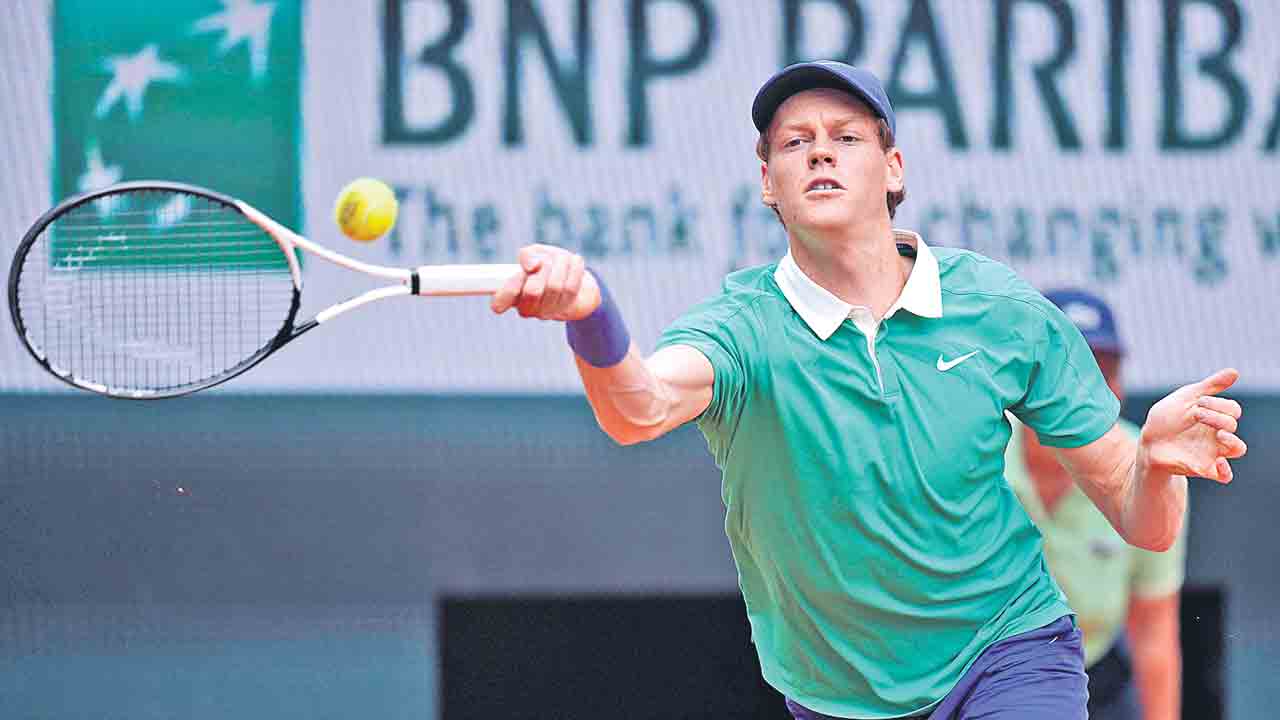 సిన్నర్‌ జోరు