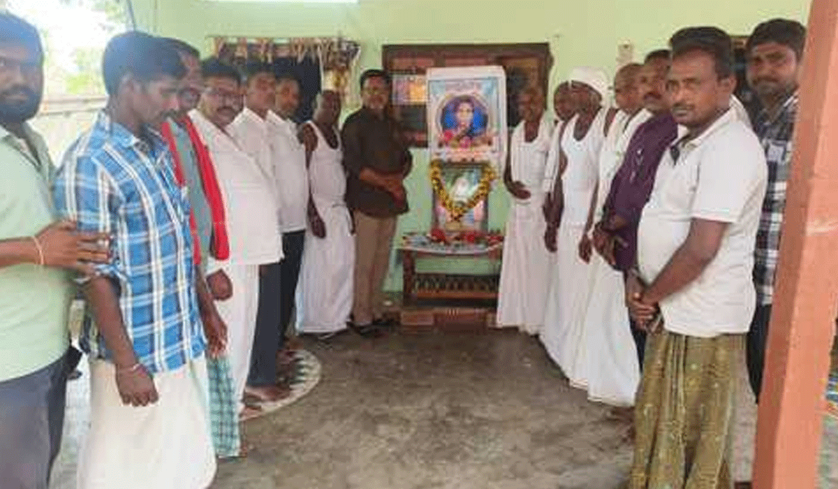 Putta Madhu | అడవి శ్రీరాంపూర్‌లో బాధిత కుటుంబానికి మాజీ ఎమ్మెల్యే పుట్ట మధు పరామర్శ