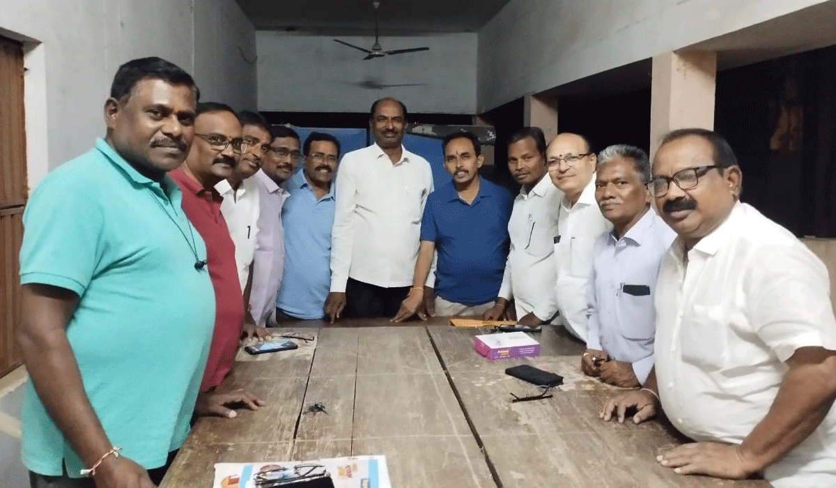 Gazetted headmasters | గెజిటెడ్ హెడ్మాస్టర్ల బదిలీలు ముందుగా చేపట్టాలి.. టీజీ జీహెచ్ఎంఏ