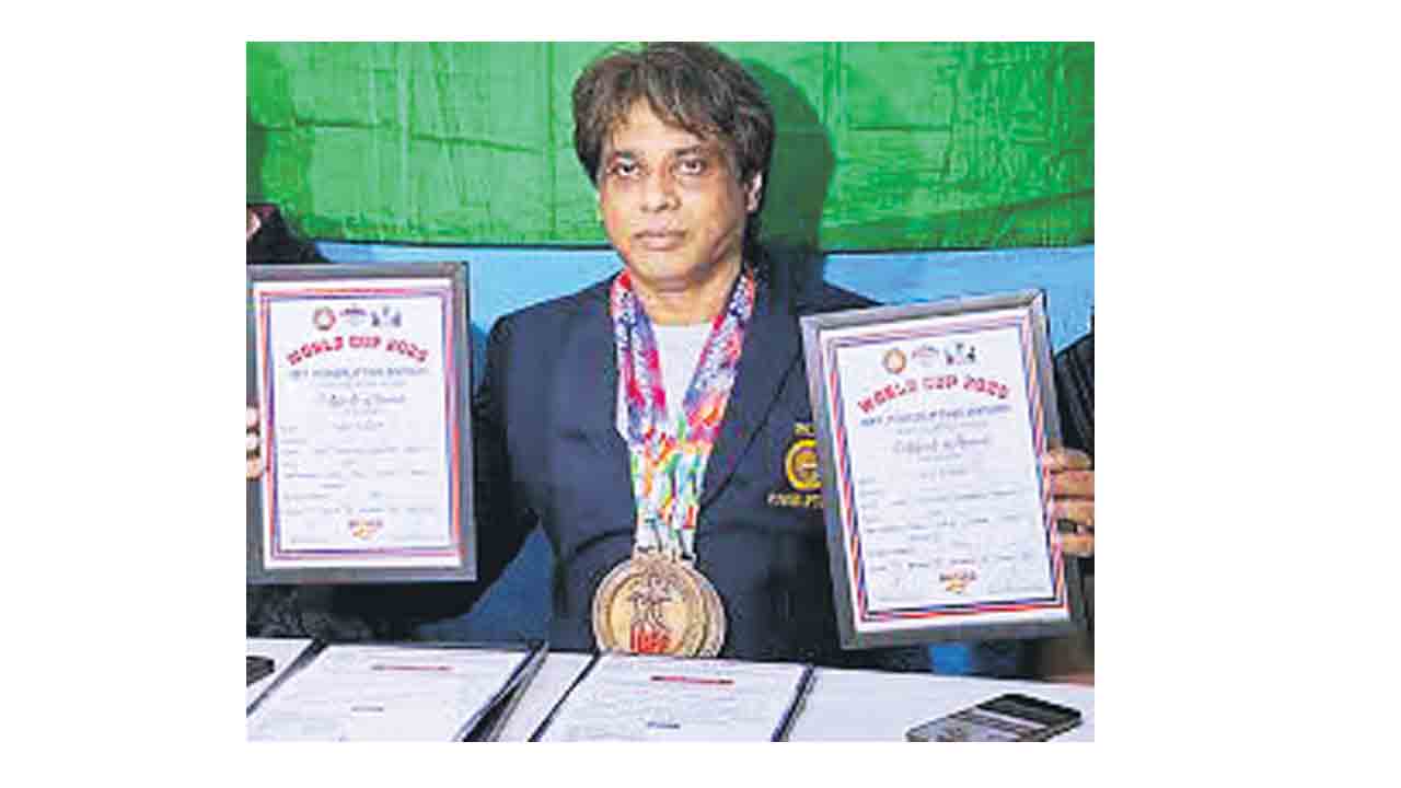 లలిత్‌ స్వర్ణ ధమాకా