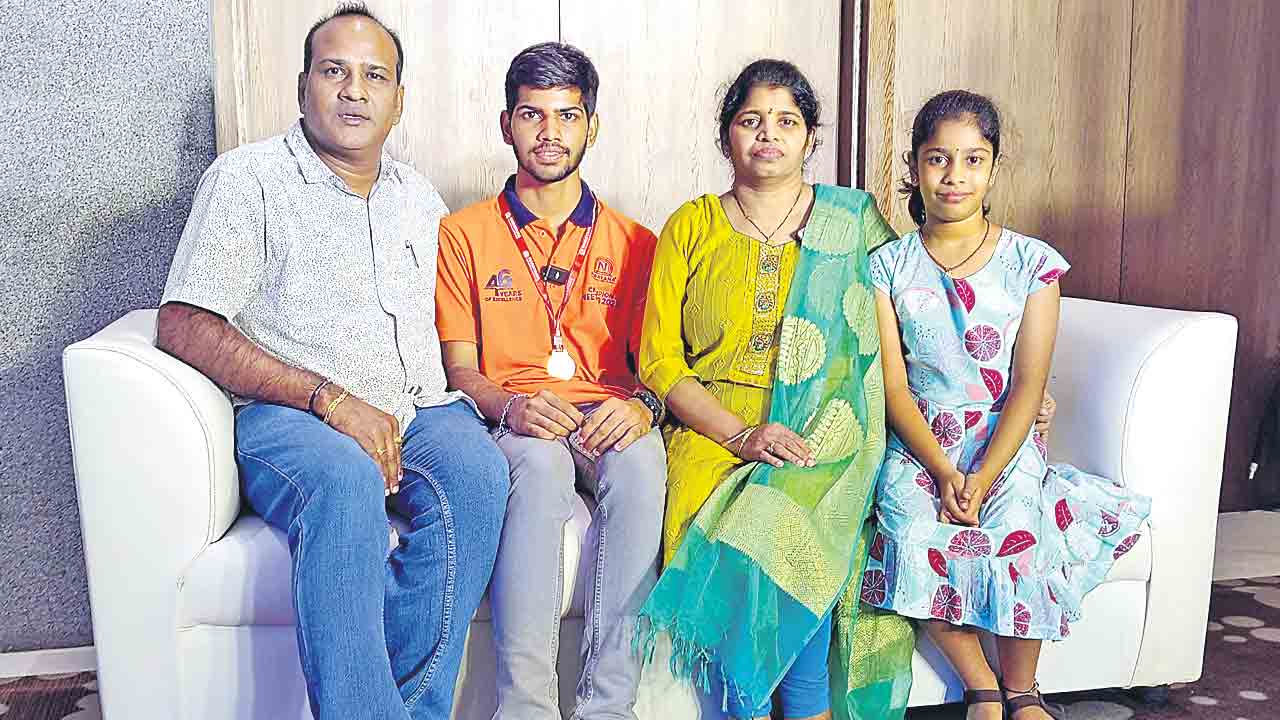 నీట్‌లో తెలుగోడి సత్తా