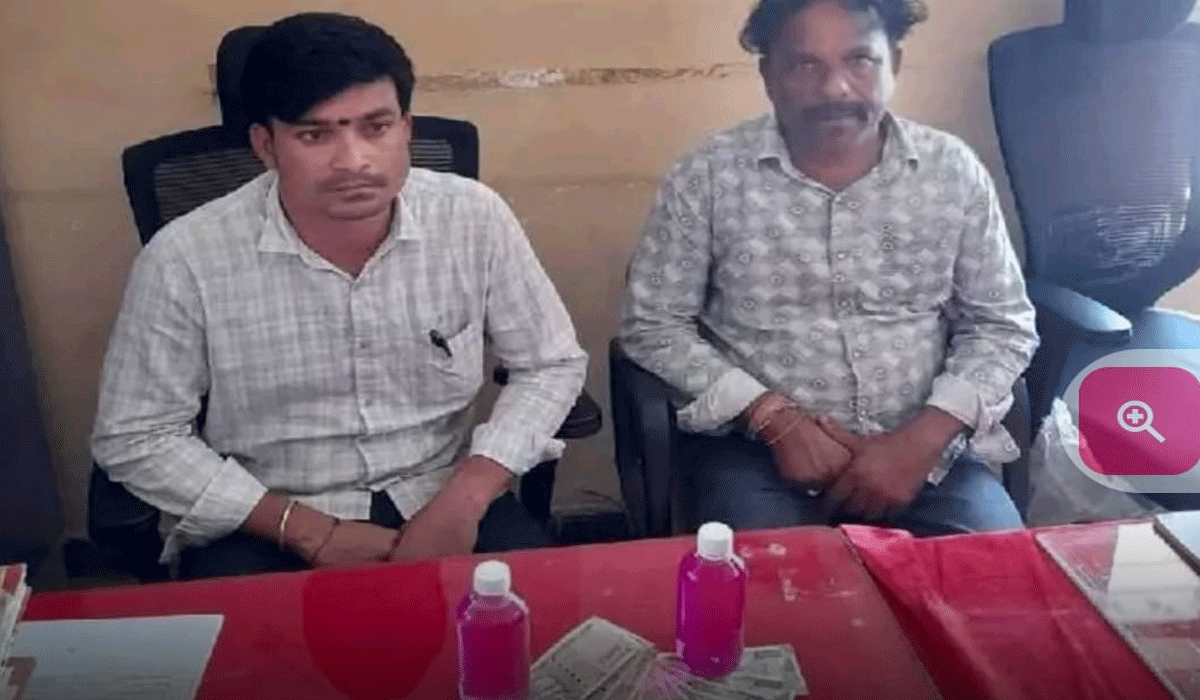 ACB Raids | రూ.5వేలు తీసుకుంటూ ఏసీబీకి చిక్కిన ఇద్దరు మున్సిపల్ ఉద్యోగులు