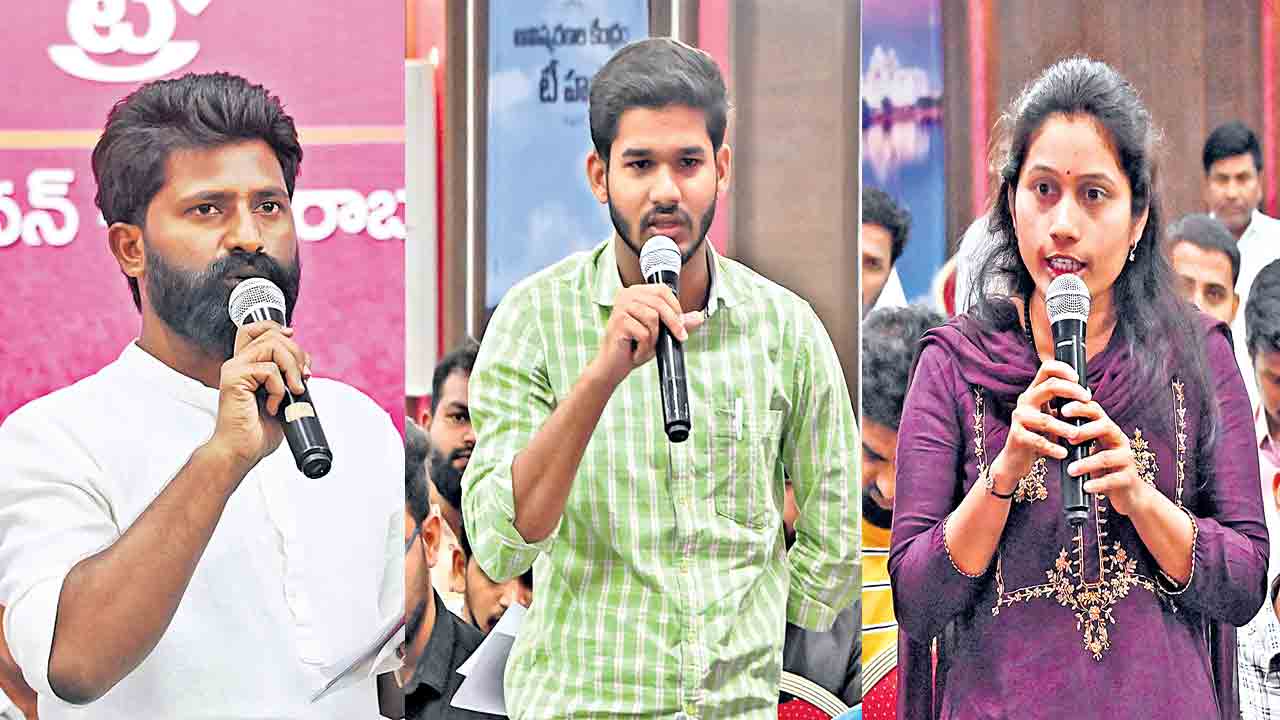 కాంగ్రెస్‌పై నిరుద్యోగుల కన్నెర్ర