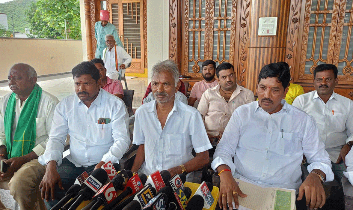 Raghavapur | రాజకీయంగా బురదజల్లేందుకే  నిందారోపణలు..  రాఘవాపూర్ మాజీ సర్పంచ్ ఆడెపు వెంకటేశం