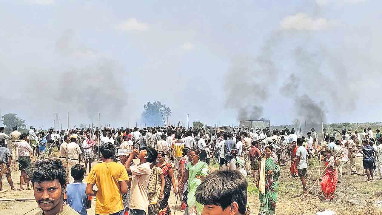 ప్రజల ప్రాణాలతో ‘రసాయన’ చెలగాటం