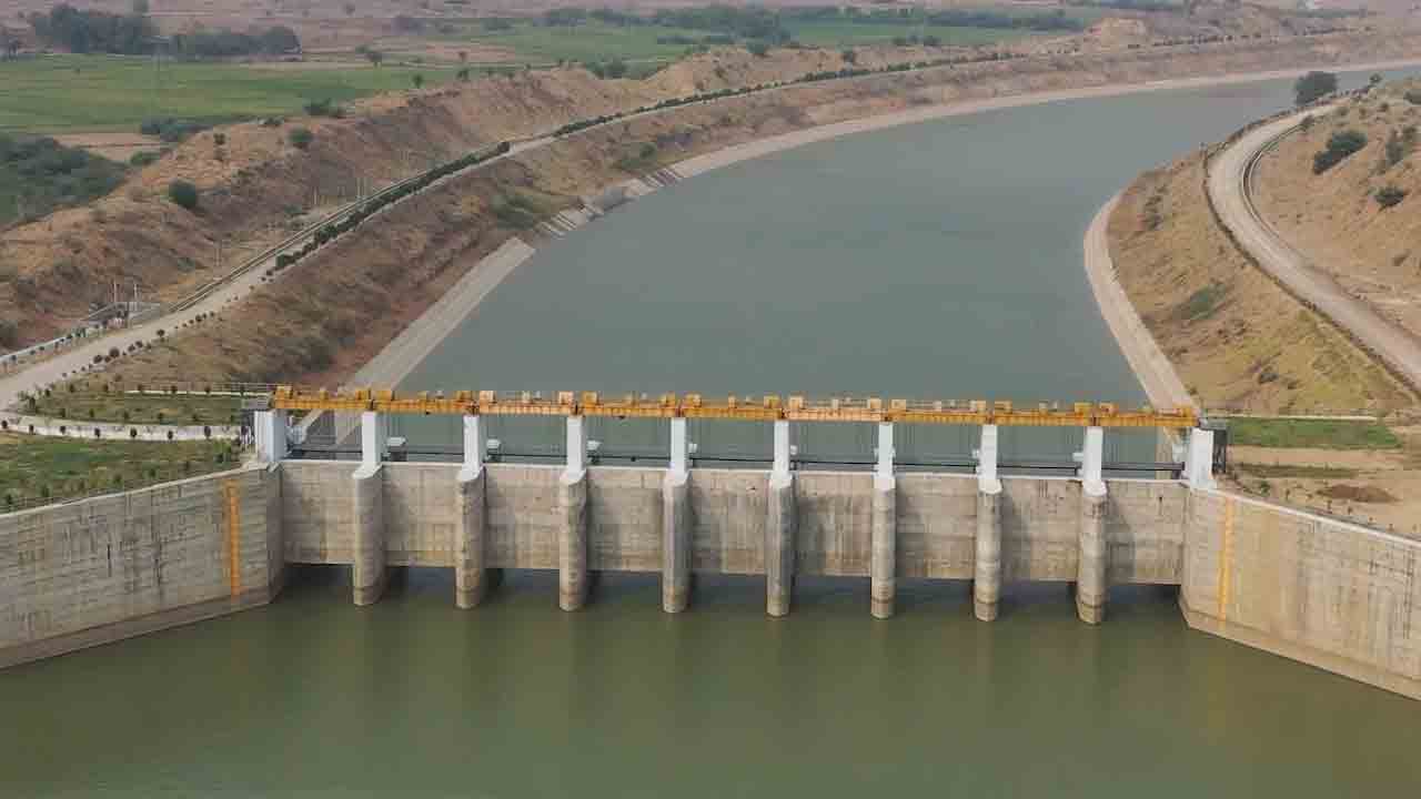 కాళేశ్వరాన్ని పునరుద్ధరిస్తేనే మనకు భవిష్యత్తు