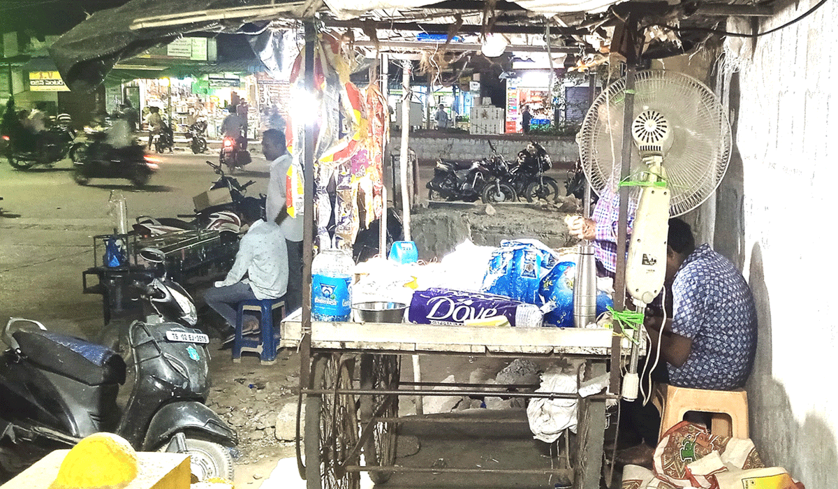 Electricity theft | అటు ఆక్రమణ… ఇటు విద్యుత్ చౌర్యం.. పట్టించుకోని అధికార గణం
