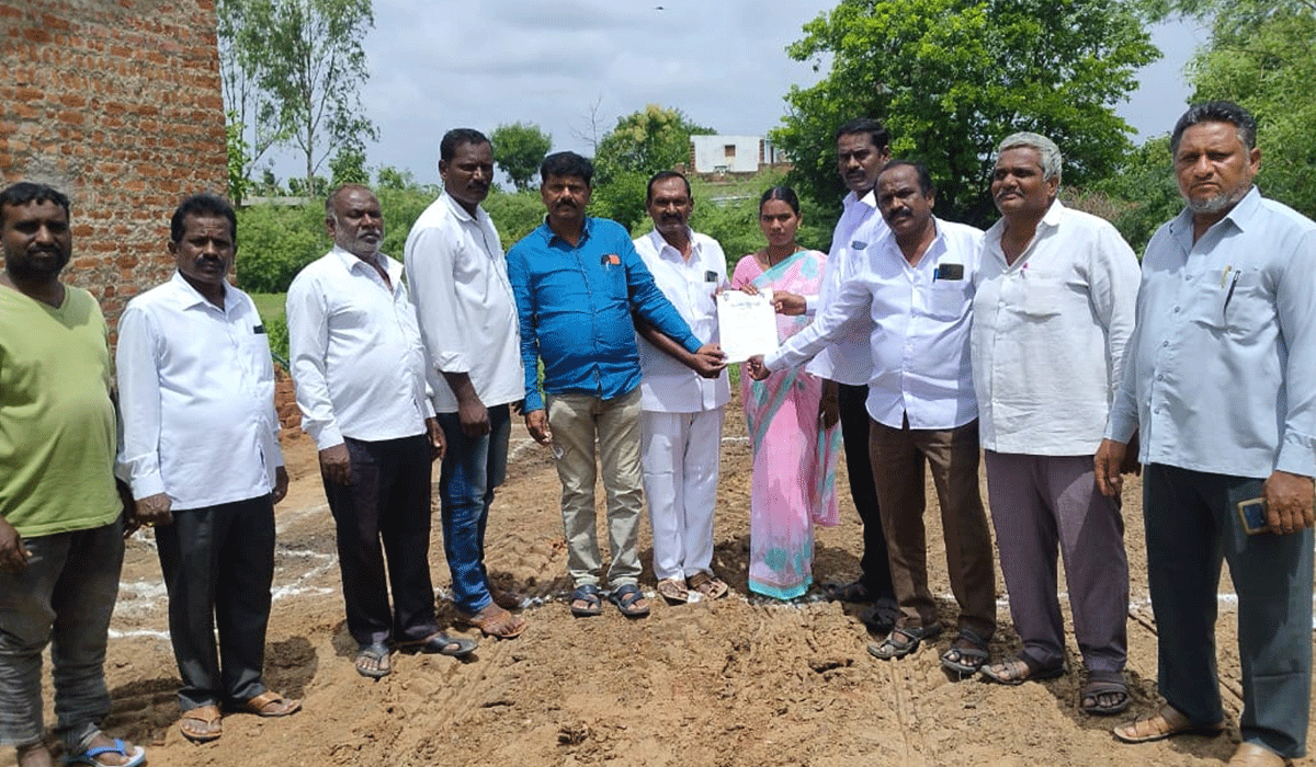 kamareddy | ఇందిరమ్మ ఇండ్లను వేగవంతంగా పూర్తి చేయాలి